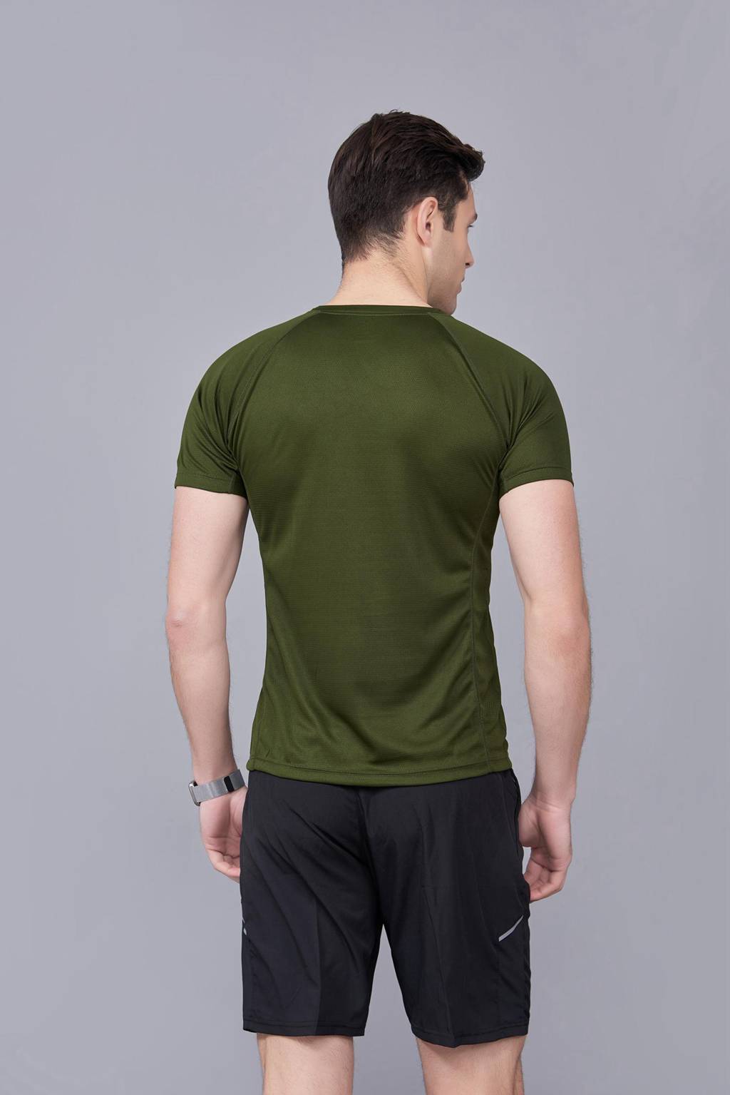 修身運(yùn)動(dòng)短袖 舒適透氣跑步訓(xùn)練速干T恤-軍紅色