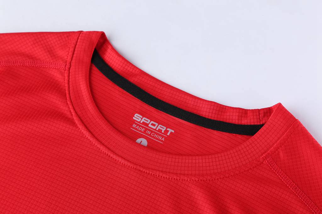 圓領T恤 新款速干T恤3D紅色細節(jié)展示