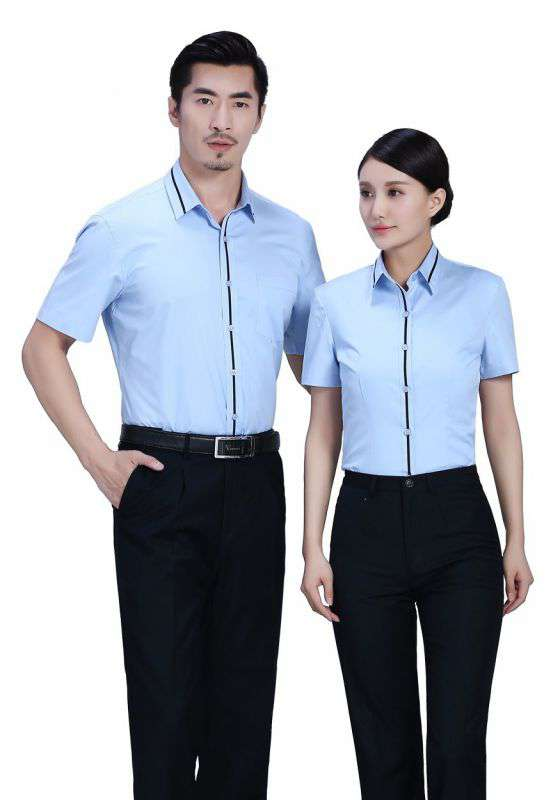 女銷售員工作服定制，怎樣結(jié)合行業(yè)特點(diǎn)設(shè)計(jì)出專業(yè)又時(shí)尚的風(fēng)格？