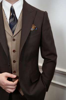 定制襯衫：用「一厘米的偏執(zhí)」重新定義職場(chǎng)與生活的質(zhì)感